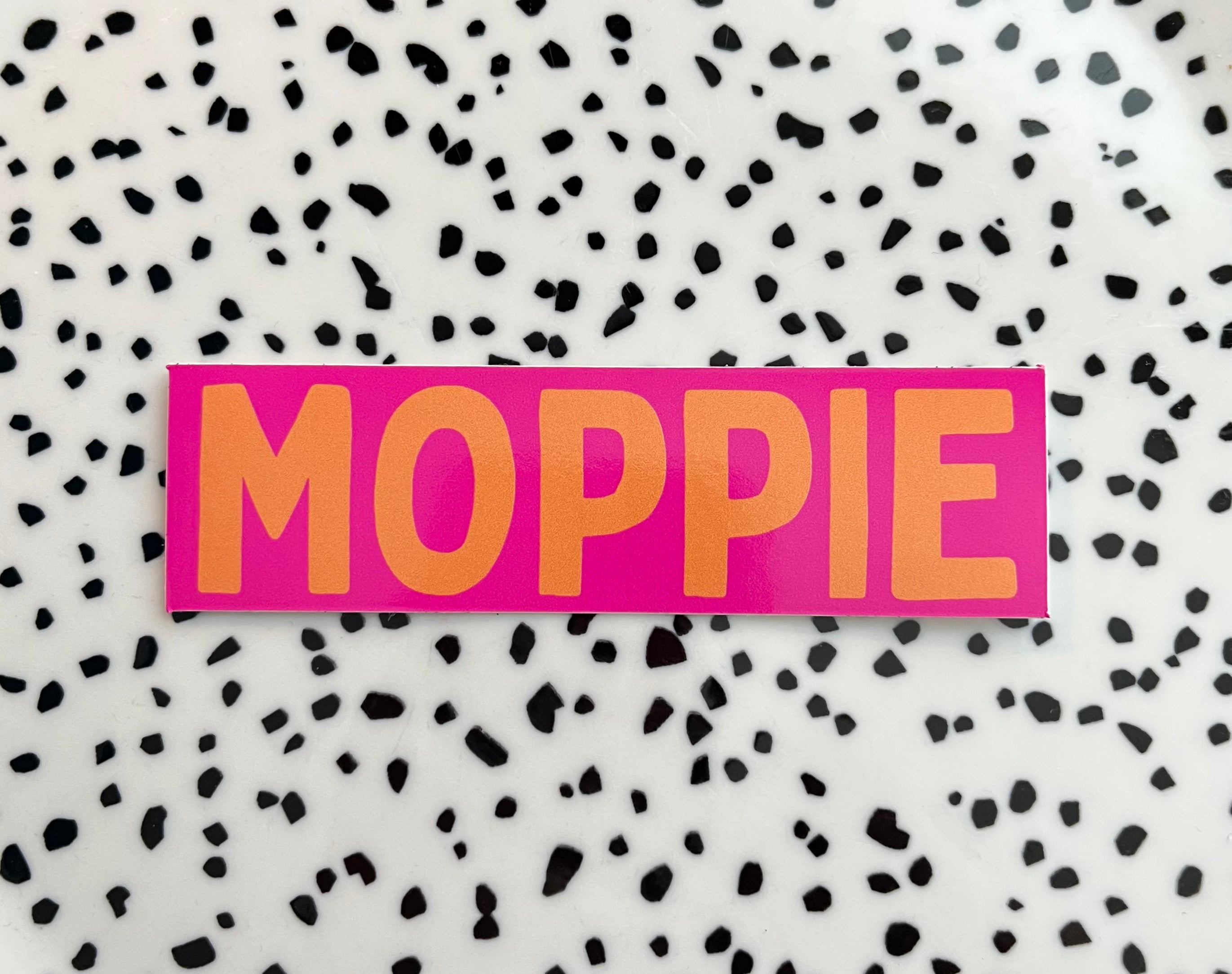 Moppie oranje sticker Plakmoppie