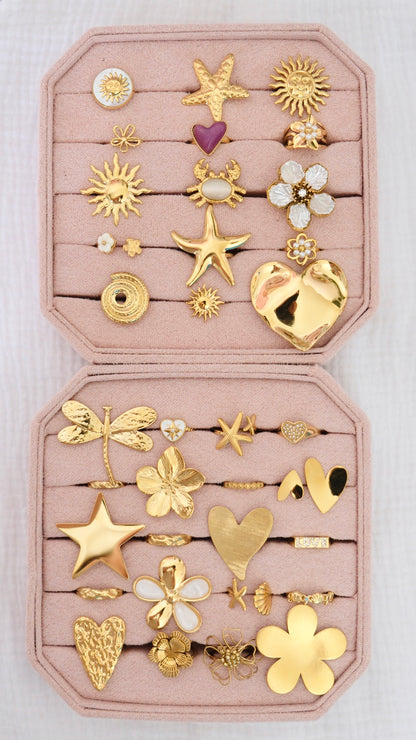 Golden flower ★ ring